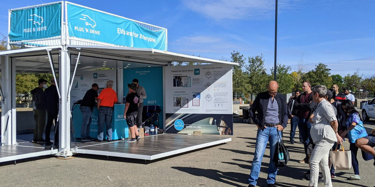 A Meet Mississauga display booth