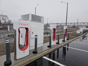 Tesla charging stalls
